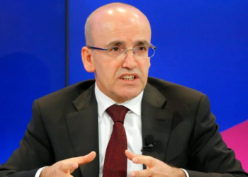 Asgari ücret enflasyonun üzerinde artıyor