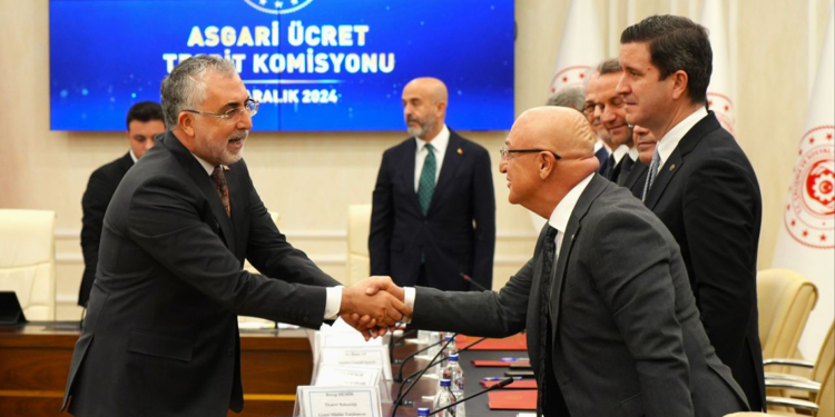 Asgari ücrette üçüncü toplantı başladı