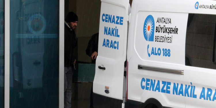 Ayrıldığı kız arkadaşının babası bıçakladı, 2 gün sonra öldü