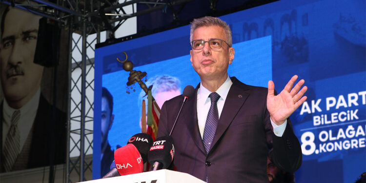 Birbirimizi eleştirmek değil, iyilik medeniyetini ayağa kaldırma zamanıdır