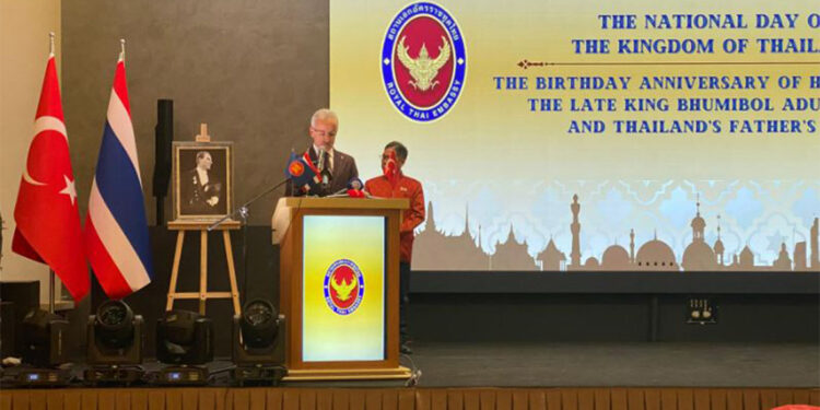 Tayland ile ticaret hacmimiz 1,5 milyar doları aştı