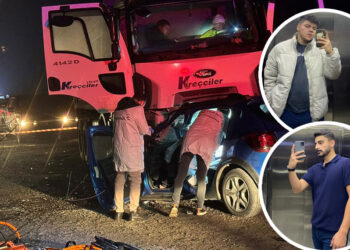 Bartın'da kamyonla çarpışan otomobildeki 5 kişi öldü