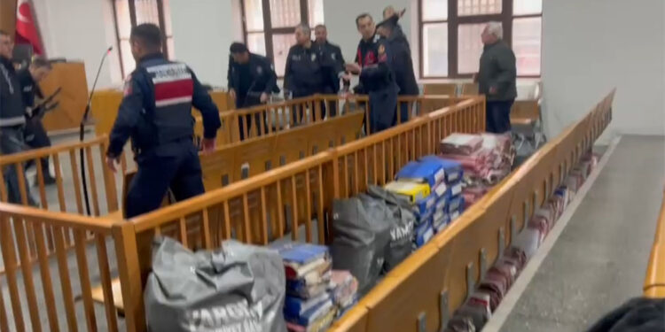 Bursa Adliyesi'nde silahlı saldırı