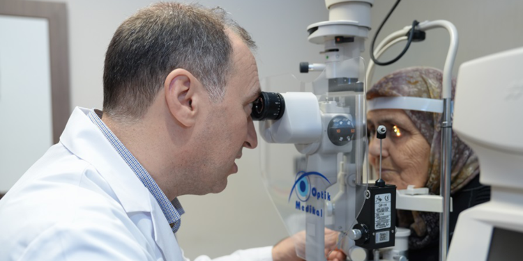 Bazı travmalar, katarakt nedeni olabilir