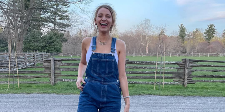 Blake Lively'ye eski rol arkadaşlarından destek