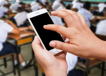 Brezilya'daki okullarda cep telefonu kullanımı yasaklanıyor