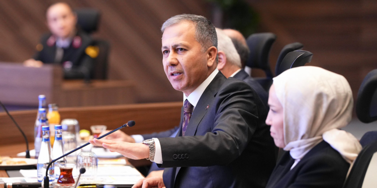 Bu yıl KADES'e gelen ihbar sayısı 1 milyon 420 bin 66