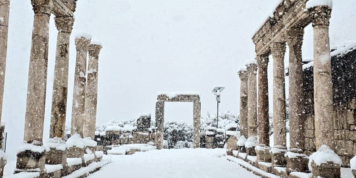 Burdur'daki antik kentler beyaza büründü