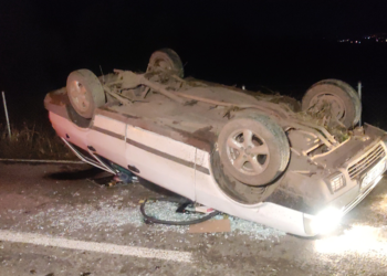 Bursa'da otomobil takla attı: 2 yaralı