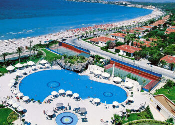 Çeşme ve Bodrum'da yılbaşı yoğunluğu