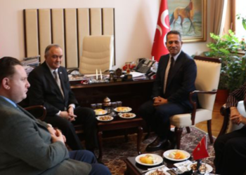 CHP'den MHP'ye ziyaret