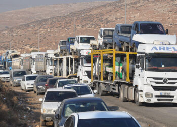 Cilvegözü Gümrük Kapısı'nda TIR yoğunluğu yaşanıyor