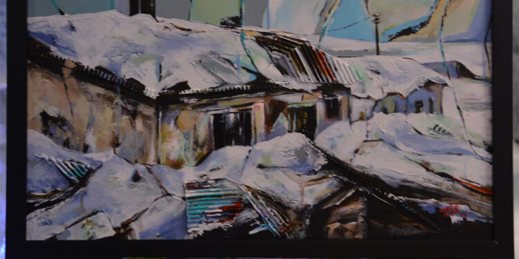 Çocukluğundan izler taşıyan köy evlerinin tablolarını yaptı