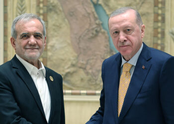 Cumhurbaşkanı Erdoğan, İran Cumhurbaşkanı Mesud Pezeşkiyan ile görüştü