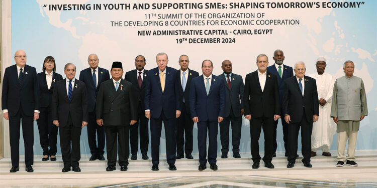 Temennimiz terörden arındırılmış bir Suriye