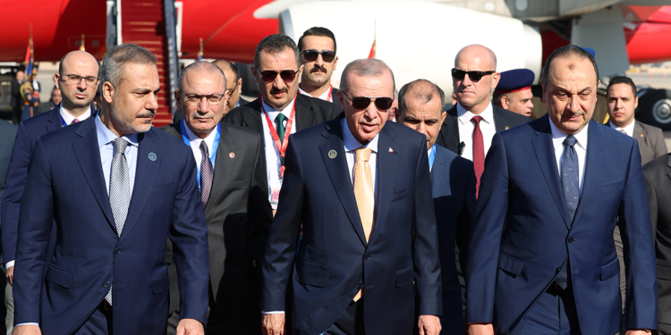 Cumhurbaşkanı Erdoğan Mısır'da
