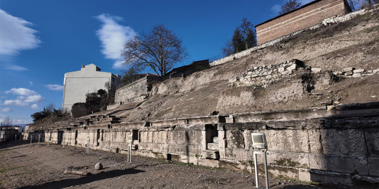 Bolu'daki stadion yazıtı mimari açıdan benzersiz
