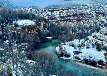 Munzur Nehri'nin eşsiz güzelliği dronla görüntülendi