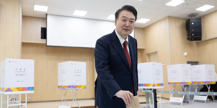 Devlet Başkanı Yoon'un azli için oylama yapılacak