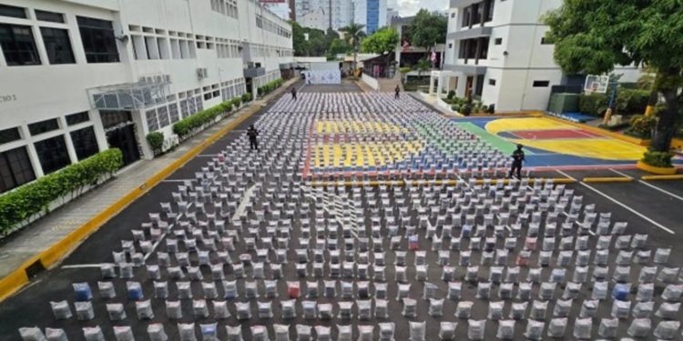 Dominik Cumhuriyeti'nde 9,5 ton uyuşturucu ele geçirildi