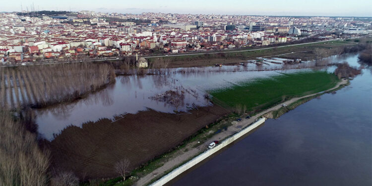 Edirne'de şehir seli ve taşkınları gündeme gelecek 