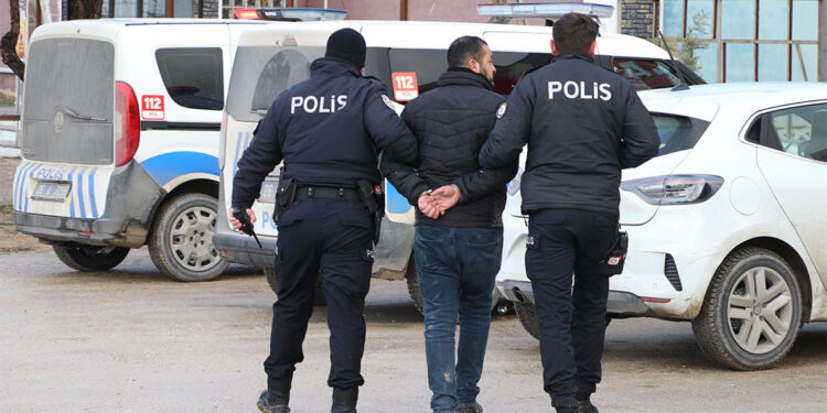 Eskişehir'de eğlence mekanında silahlı kavga