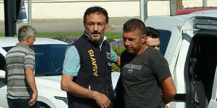 Eş katili, cezaevinde intihar etti