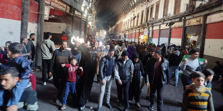 Esad gitti, Şam'da sokaklar hareketlendi