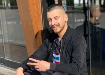 Eski nişanlısını 12 yerinden bıçakladı; duruşmada ‘seviyorum’ dedi