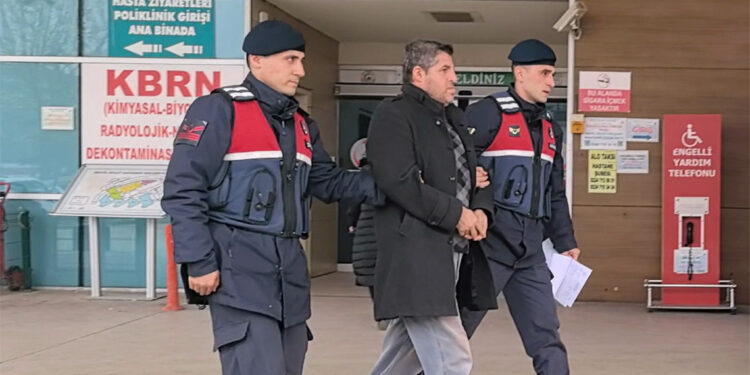 Firari FETÖ hükümlüsü eski polis, çalıştığı fabrikada yakalandı