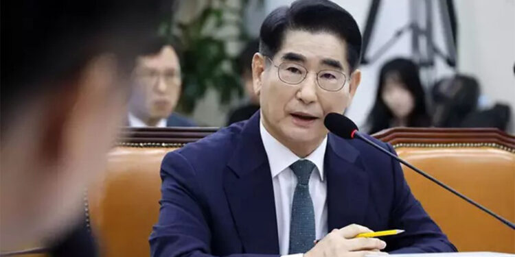 Güney Kore'de eski bakan tutuklandı