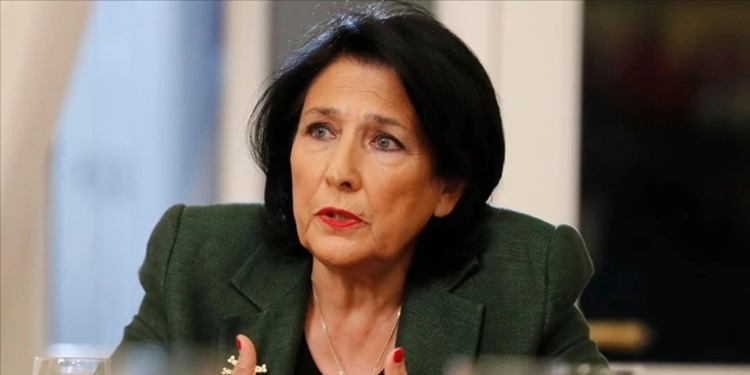 Gürcistan Cumhurbaşkanı Zurabişvili, hükümete bir hafta süre tanıdı