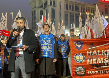 Türk Hemşireler Birliği'nin kurulması zarurettir