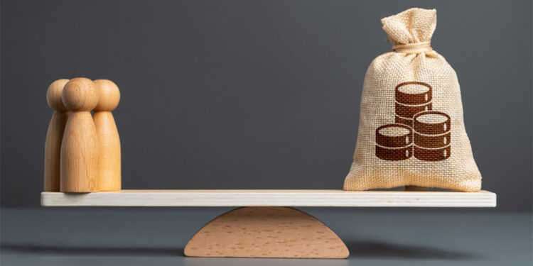 İşsizliğin azalması için uzun vadeli bir reforma ihtiyaç var