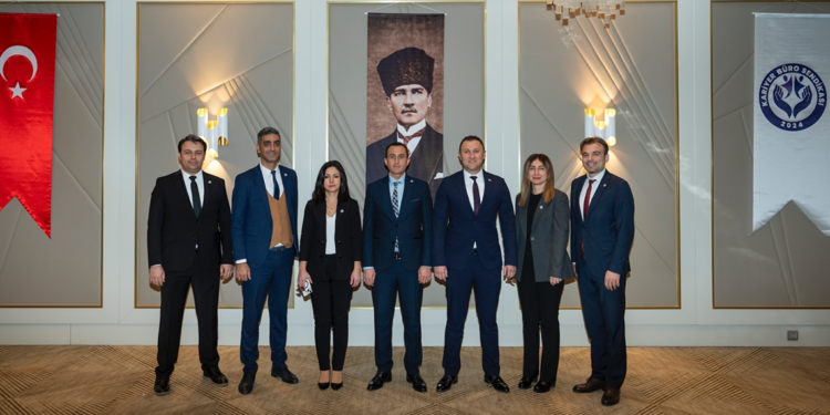 Hazine ve Maliye Bakanlığı personelleri yeni sendika kurdu