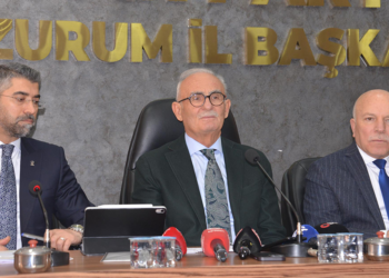 Hiçbir platformda hizmetten bahsettiklerini duymadım