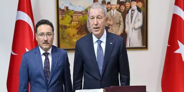 Hulusi Akar ve Vali Çiçek'e hakaret iddiasına 2 yıla kadar hapis istemi