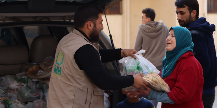 İHH'dan Suriye'deki fırınlar için un desteği çağrısı