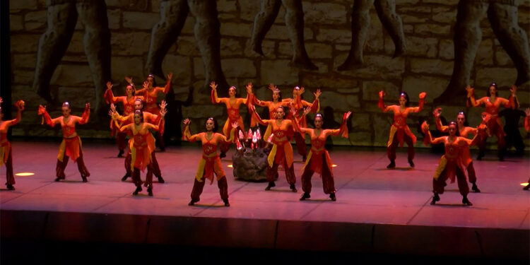 Anadolu Ateşi 25'inci kuruluş yıldönümünü kutladı