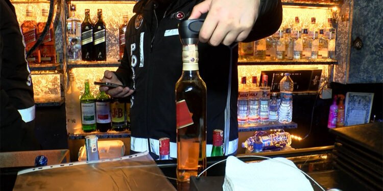 Beyoğlu'nda bulunan eğlence mekanlarına denetim