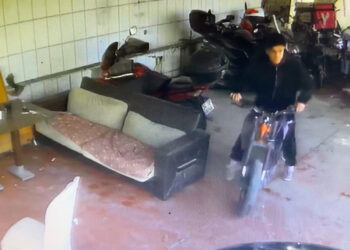 Kağıthane'de Yediemin Otoparkında film gibi hırsızlık