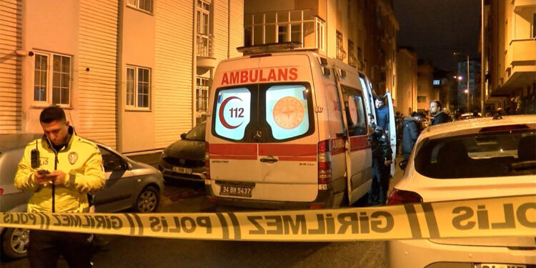 Ümraniye'de 4 katlı binada patlama