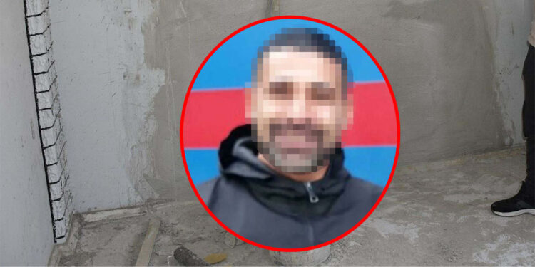 Komşusunun duvarını balyozla kırıp eşyalarını çalan şüpheli yakalandı