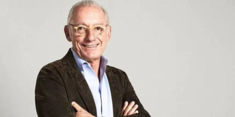 Ünlü giyim firması Mango'nun sahibi ve kurucusu İsak Andiç Ermay 71 yaşında dağ gezisi kazasında hayatını kaybetti.