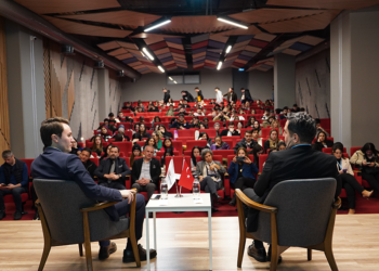 İstanbul Kent Üniversitesi'nde STK'ların İş Dünyasındaki Rolü semineri