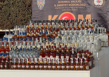 İstanbul'da 6 ilçede sahte içki operasyonu: 13 kişi yakalandı