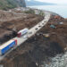 Karadeniz Sahil Yolu'nda heyelanın izleri siliniyor