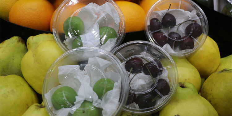 Erik ve kirazın fiyatı çeyrek altını geçti