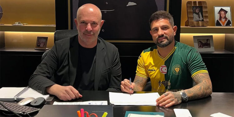 Kenan Özer 22 yıl sonra yuvasına döndü