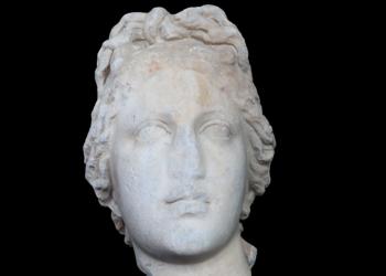 Kastamonu'da Pompeiopolis Antik Kenti'nde 2 Afrodit heykeli bulundu